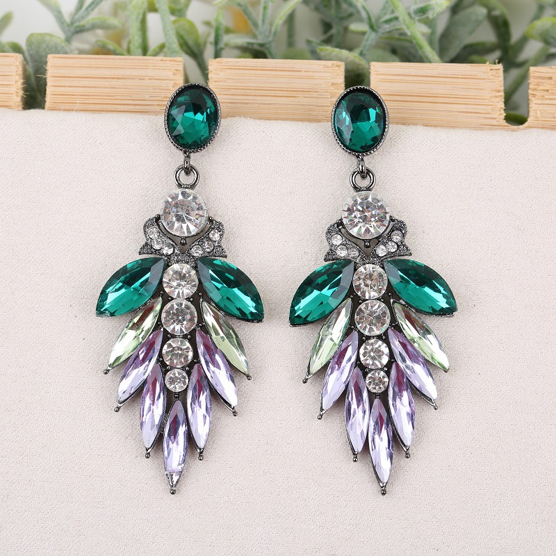 Women'S Accessories Manufacturers - Eleganti orecchini da donna in cristallo