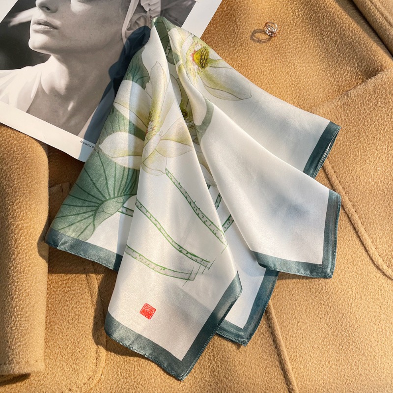 Foulard Quadrato in Seta di Ge - Women'S Accessories Rings recensione e prezzo